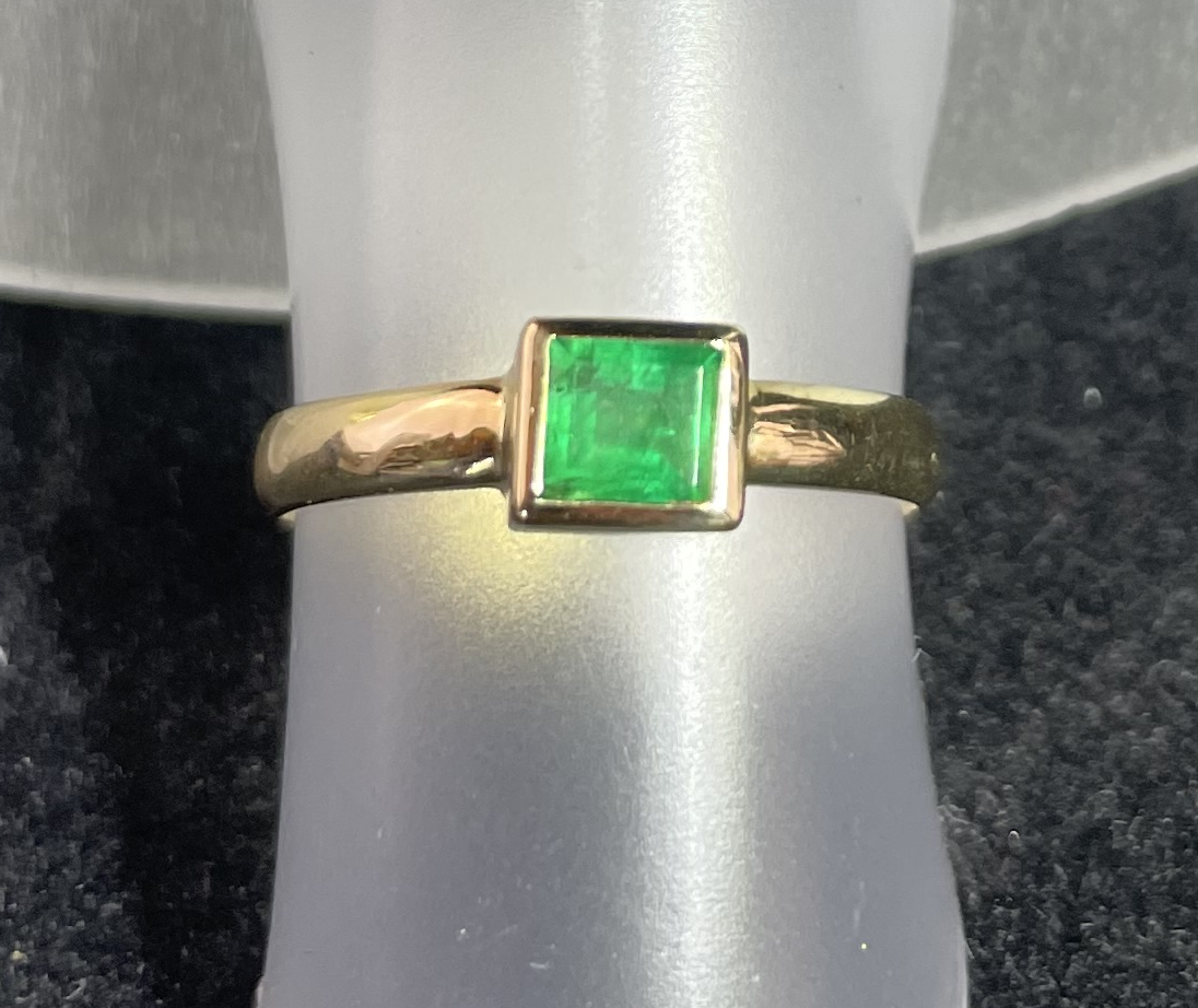 Smaragdring in Gold